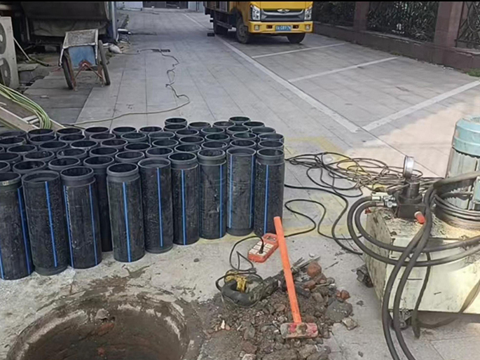 都江堰PE置换管厂家 DN315置换管 非开挖管短管置换